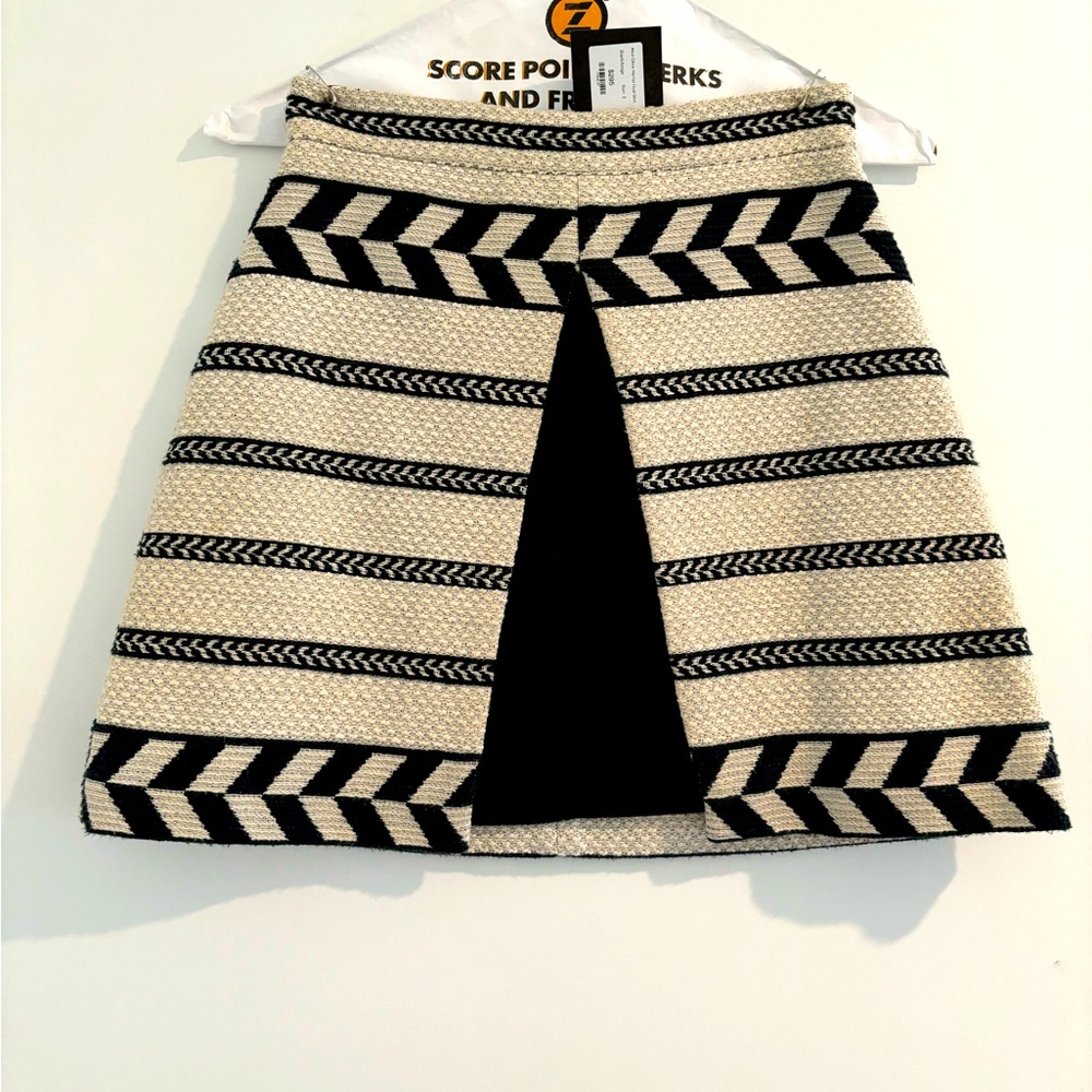 NWT Alice & Olivia skirt